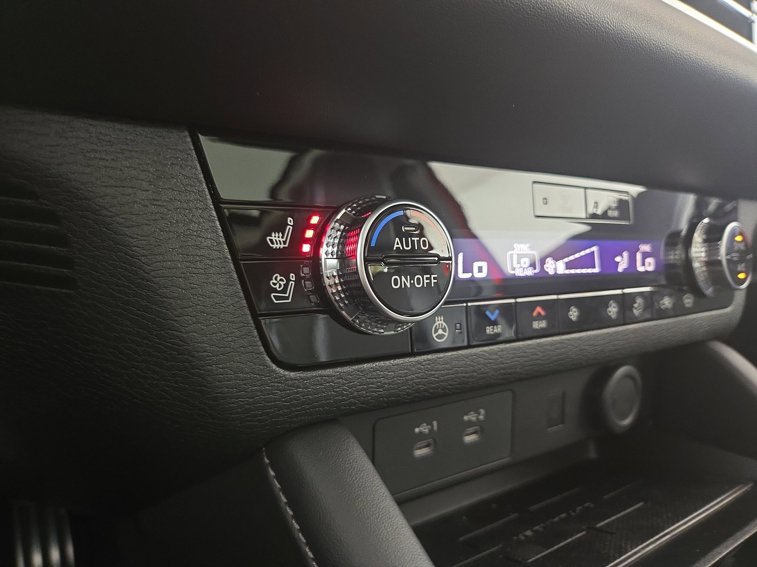2026 Mitsubishi Outlander SEL - Photo 28
