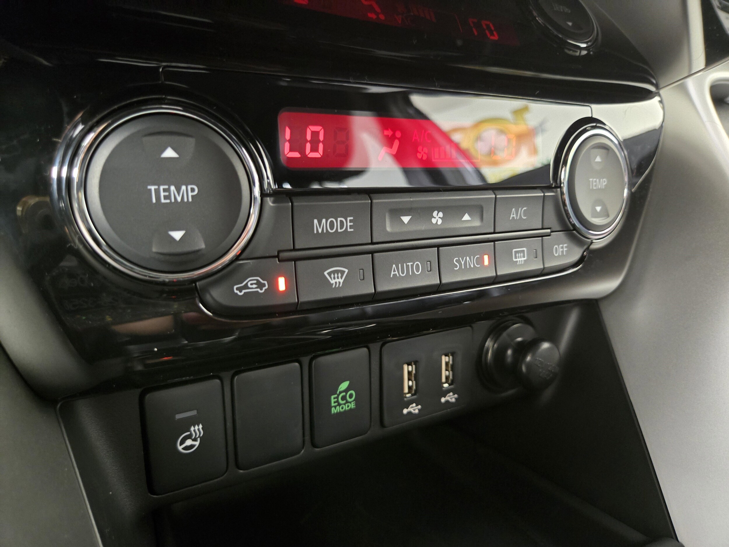 2026 Mitsubishi Eclipse Cross SEL - Photo 28