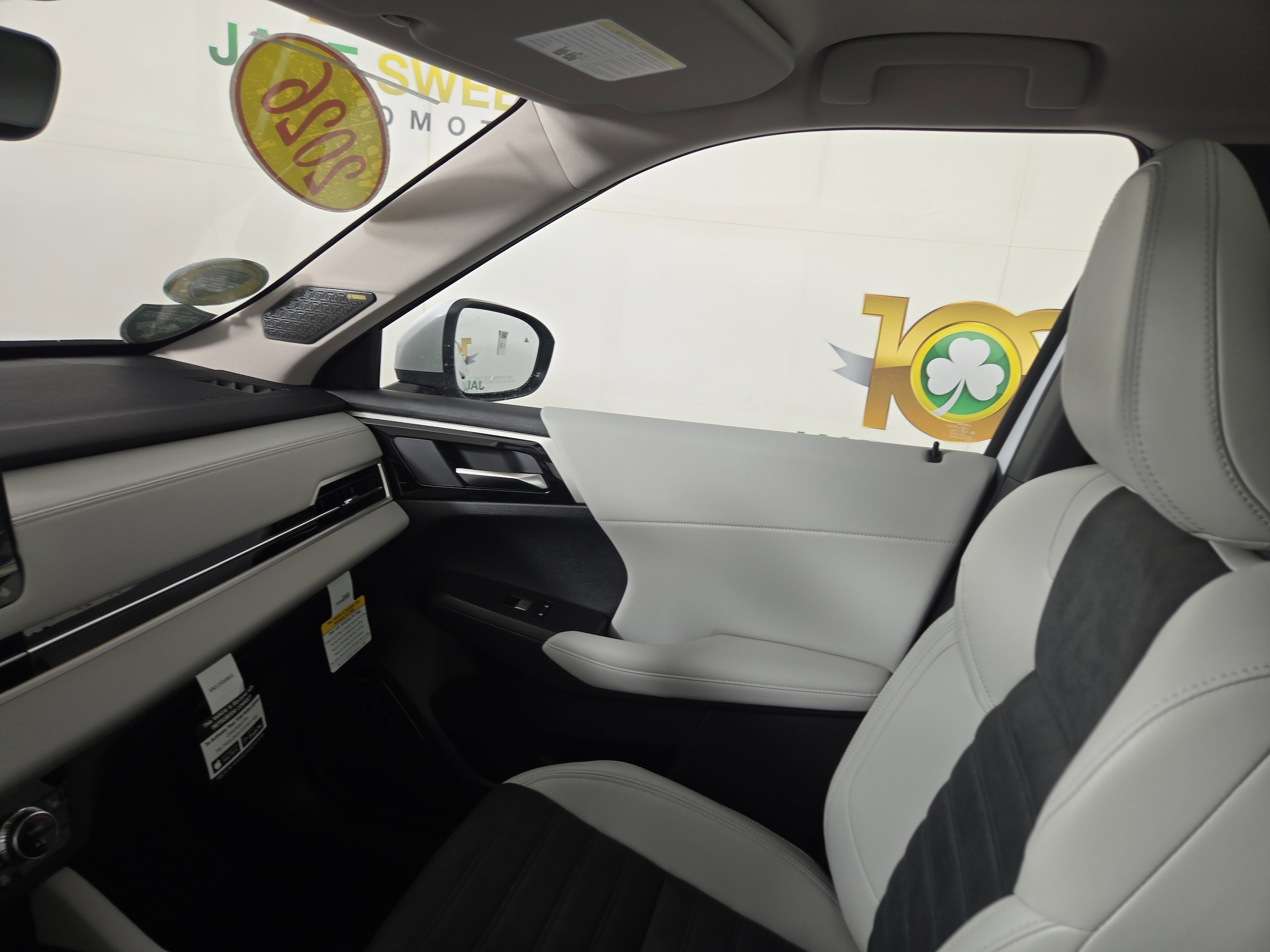 2026 Mitsubishi Outlander SE - Photo 27