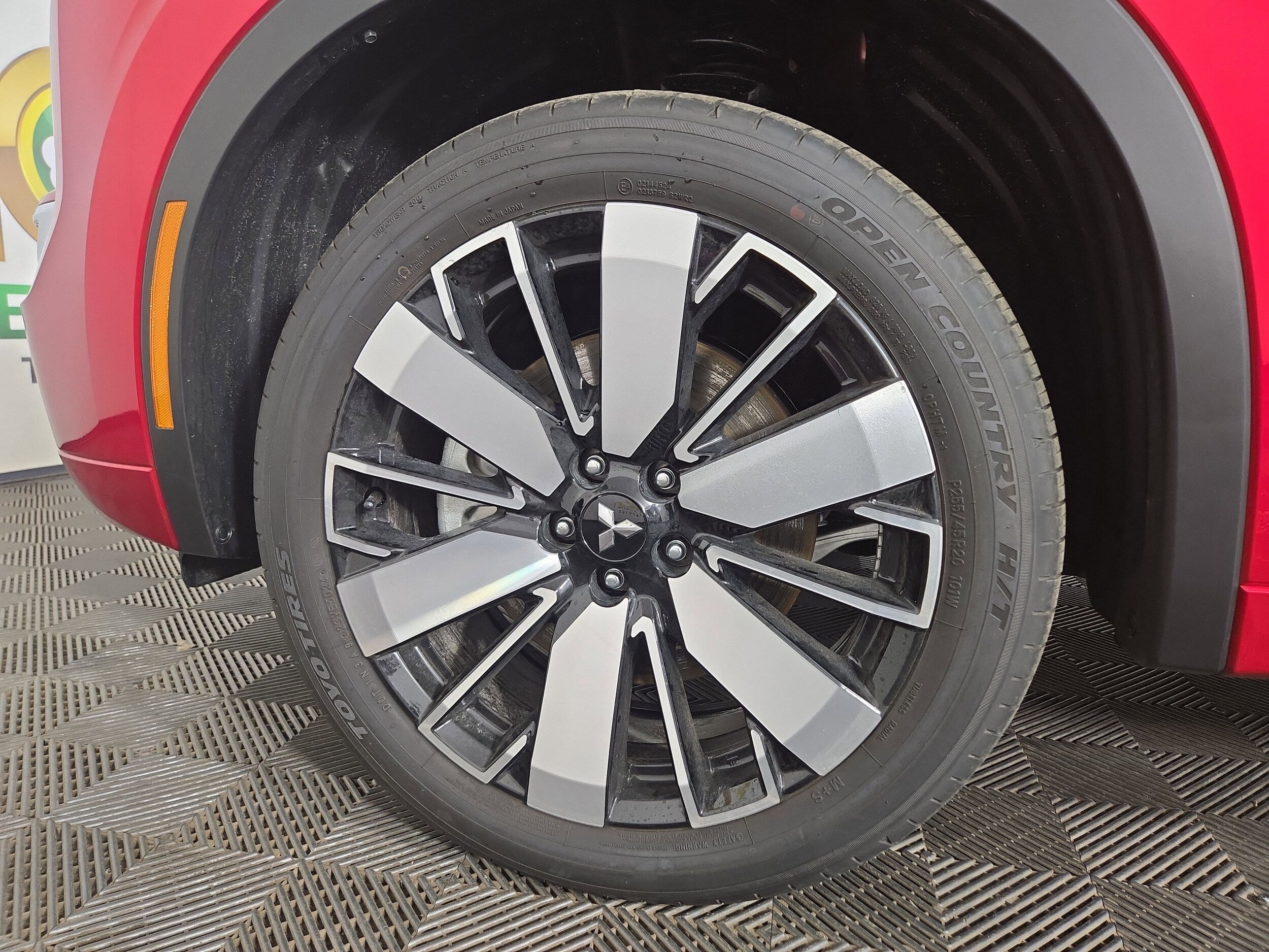 2025 Mitsubishi Outlander SEL - Photo 35