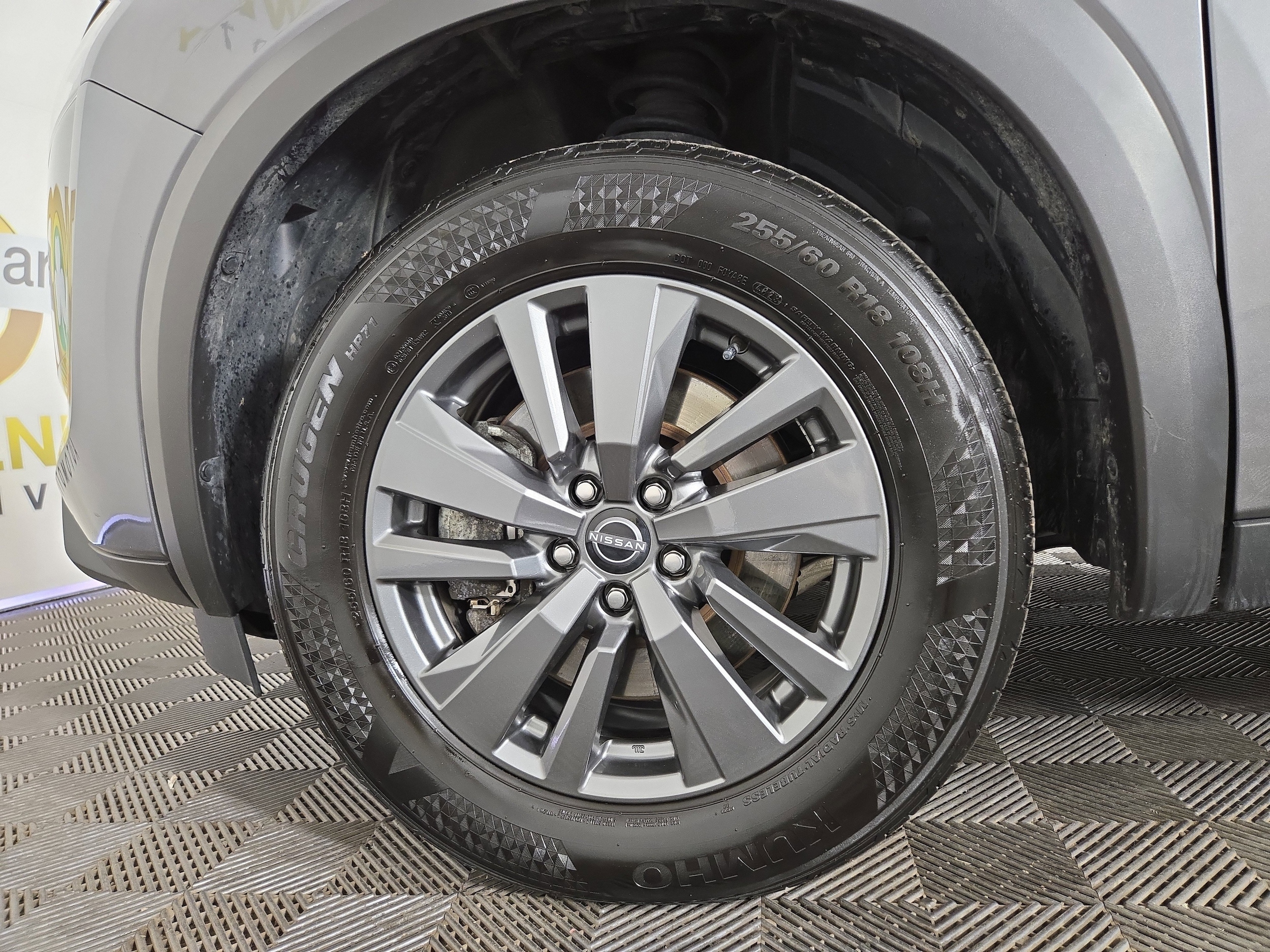 2024 Nissan Pathfinder S - Photo 31