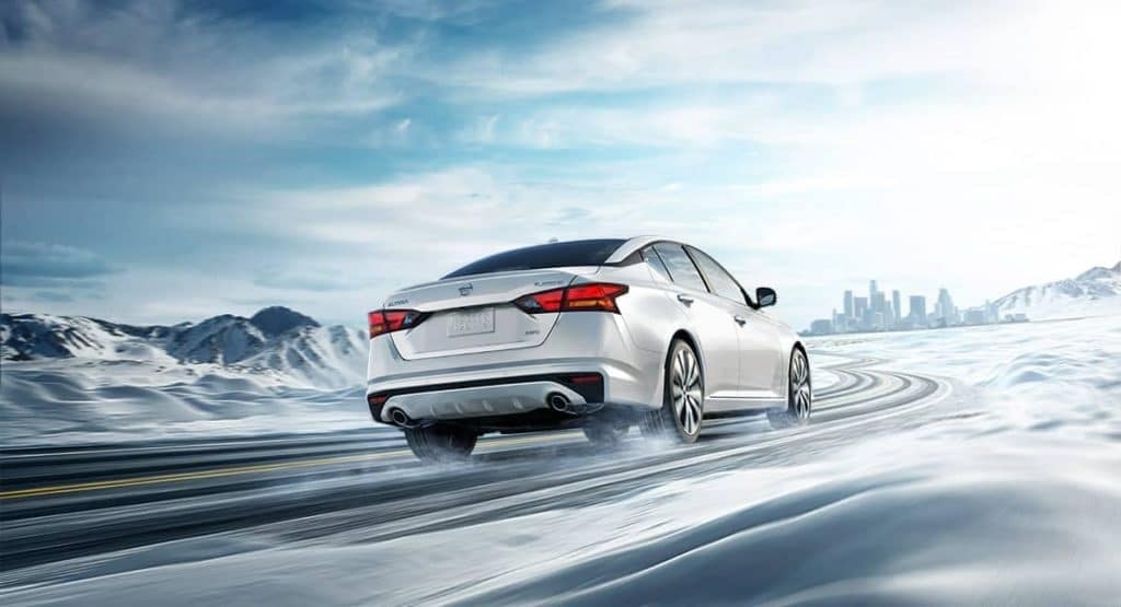 2019-Nissan-Altima-Driving-in-Snow-kingston-1024x555.jpg