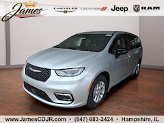 2026 Chrysler Pacifica SELECT Passenger Van