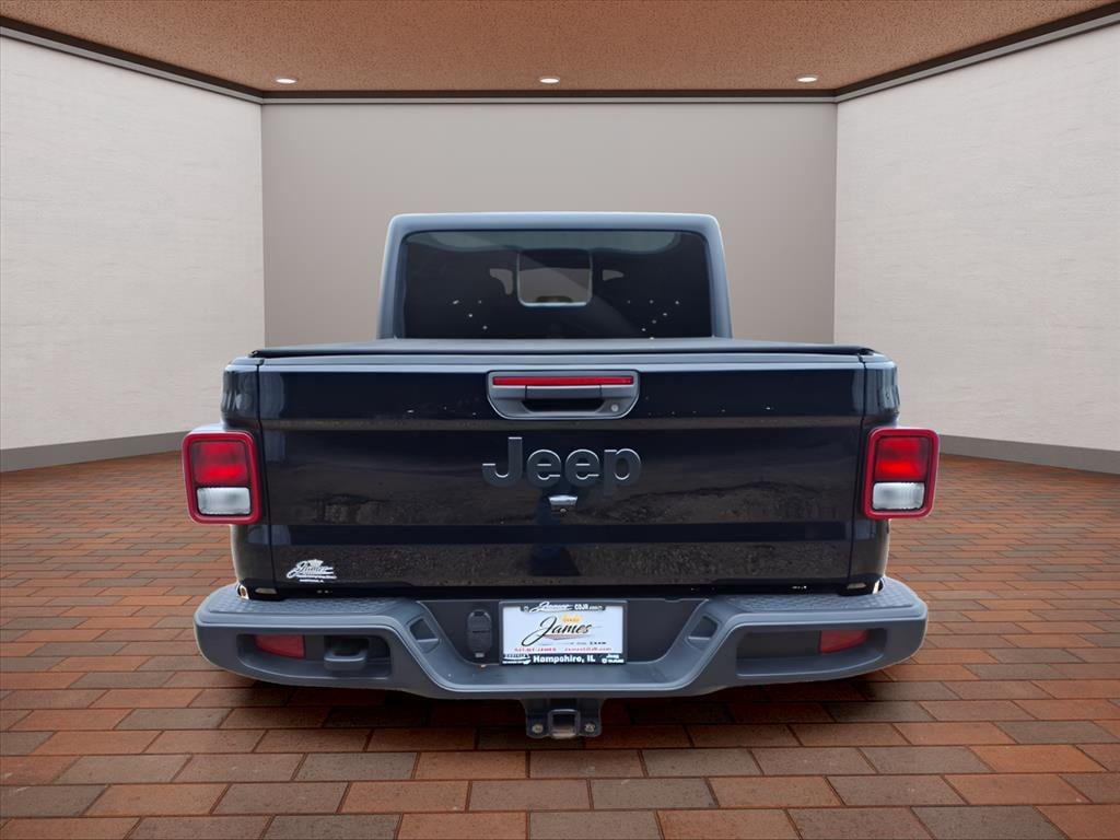 Used 2023 Jeep Gladiator Sport Truck Crew Cab