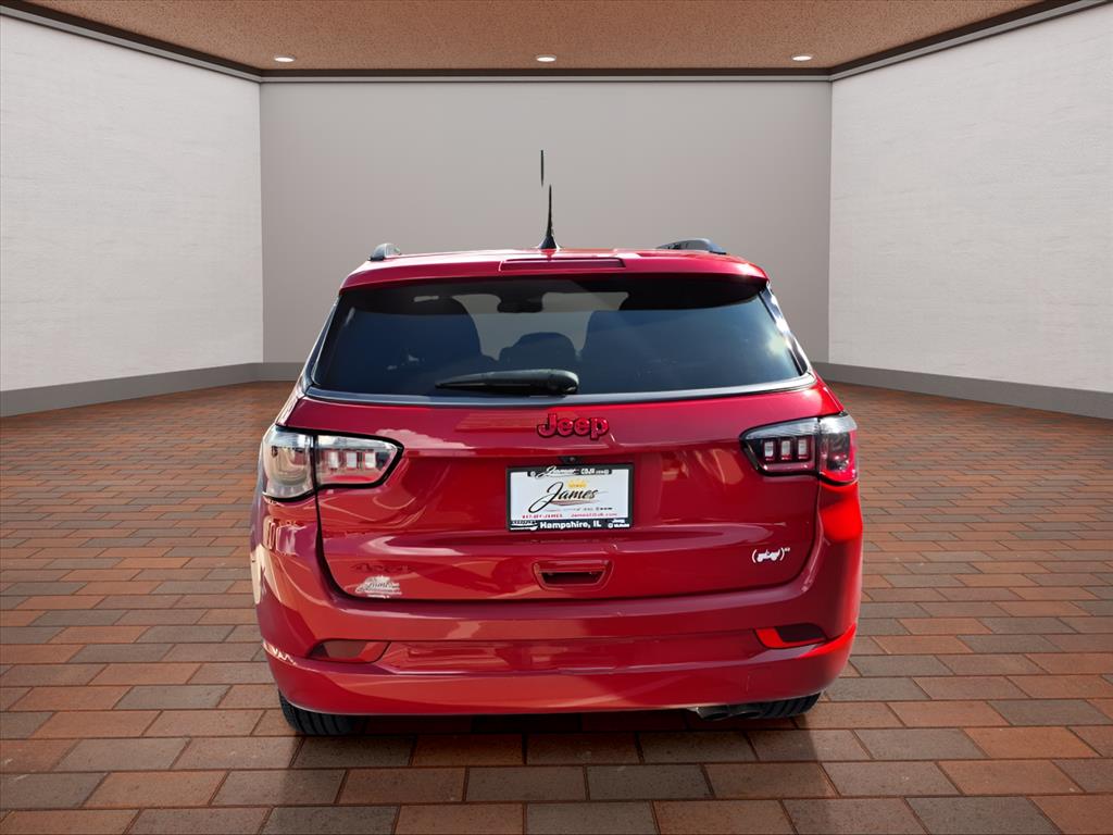 2022 Jeep Compass Limited photo 4