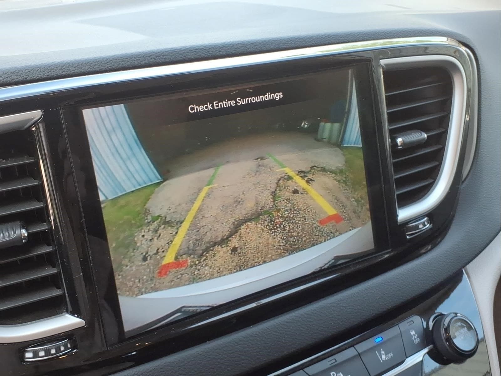 2024 Chrysler Pacifica Touring L - Photo 10