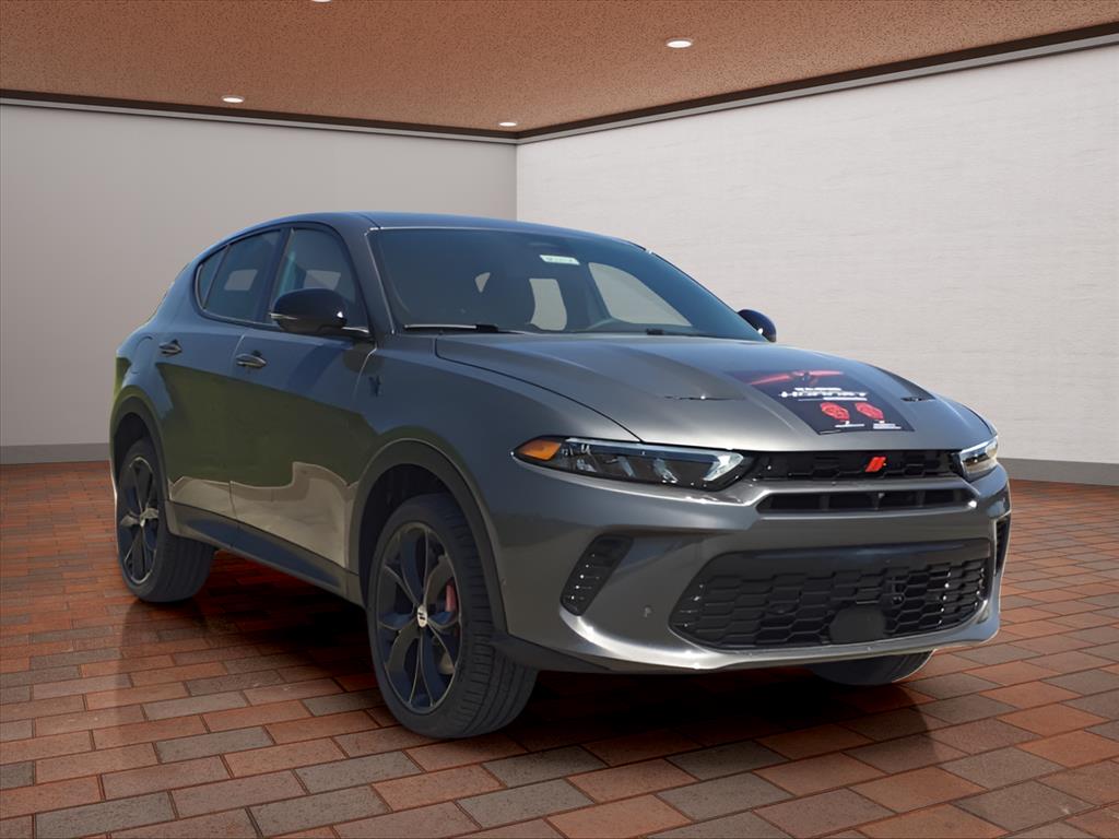 2023 Dodge Hornet GT photo 2