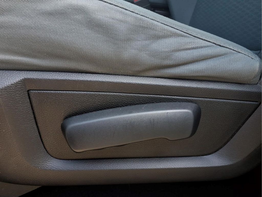 2018 RAM Ram 2500 Pickup Tradesman - Photo 27