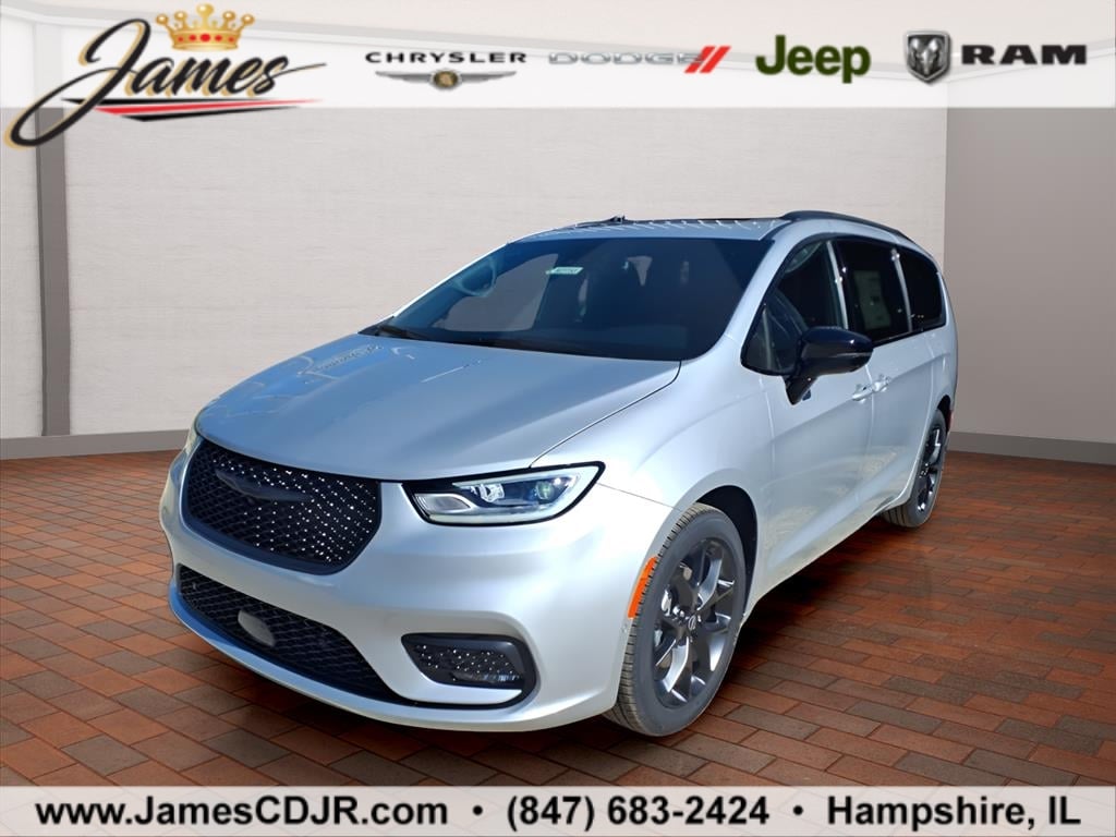 New 2026 Chrysler Pacifica LIMITED Passenger Van