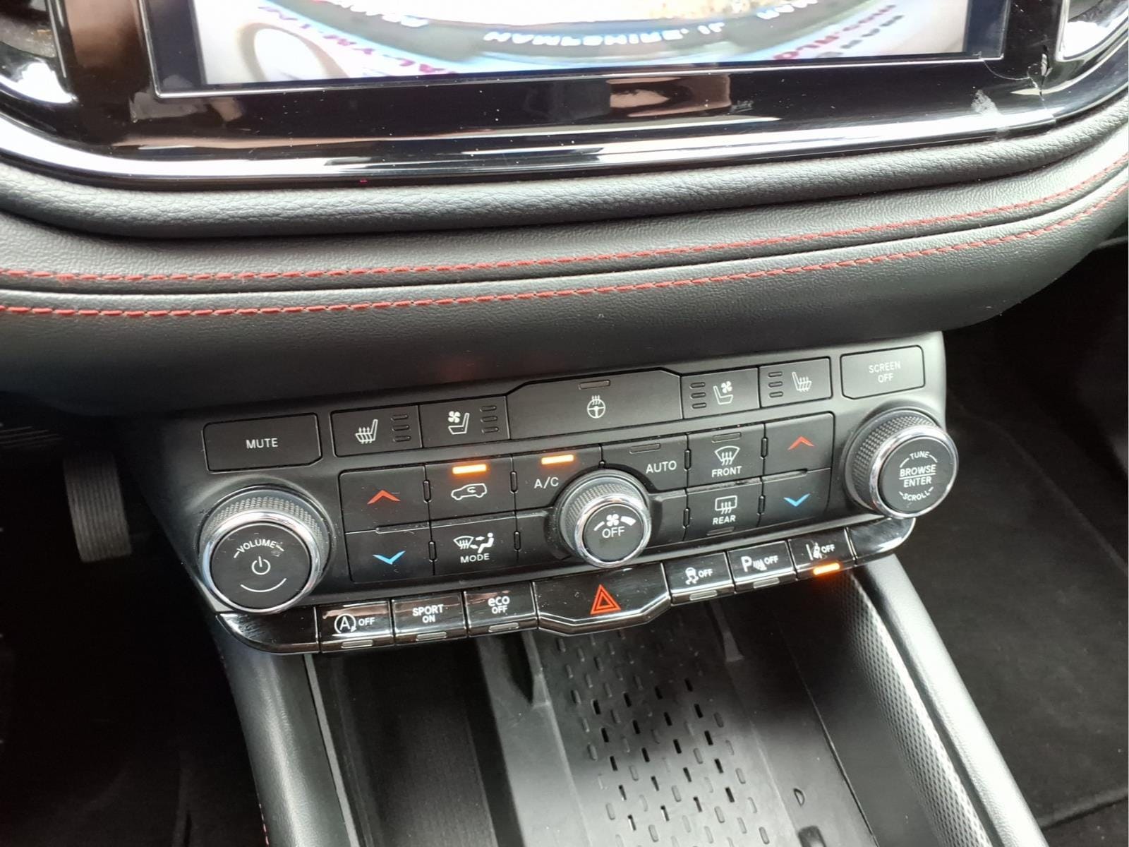 2025 Dodge Durango GT - Photo 11