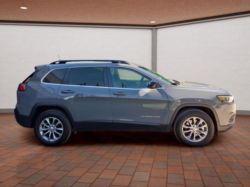 Used 2022 Jeep Cherokee Latitude Lux SUV