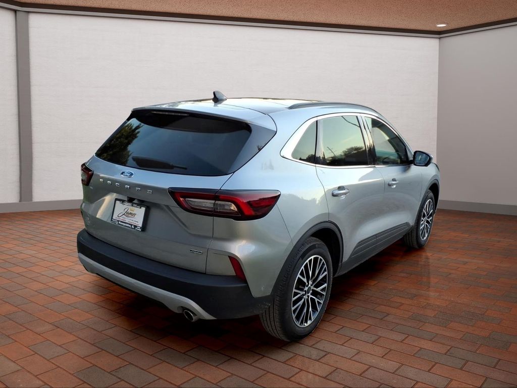2024 Ford Escape PHEV - Photo 5