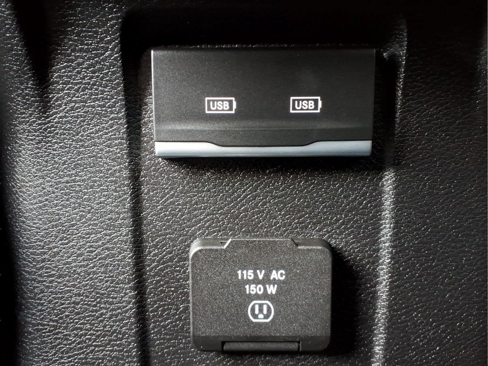2021 Jeep Wrangler Unlimited Sahara - Photo 25