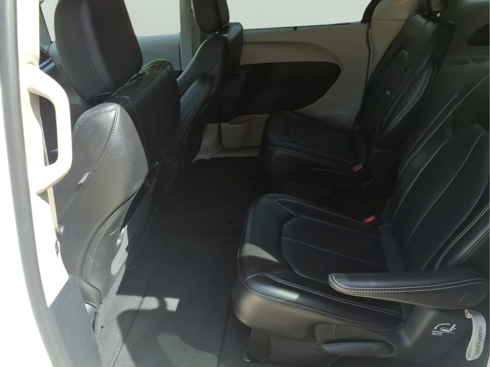 2024 Chrysler Pacifica Touring L - Photo 29