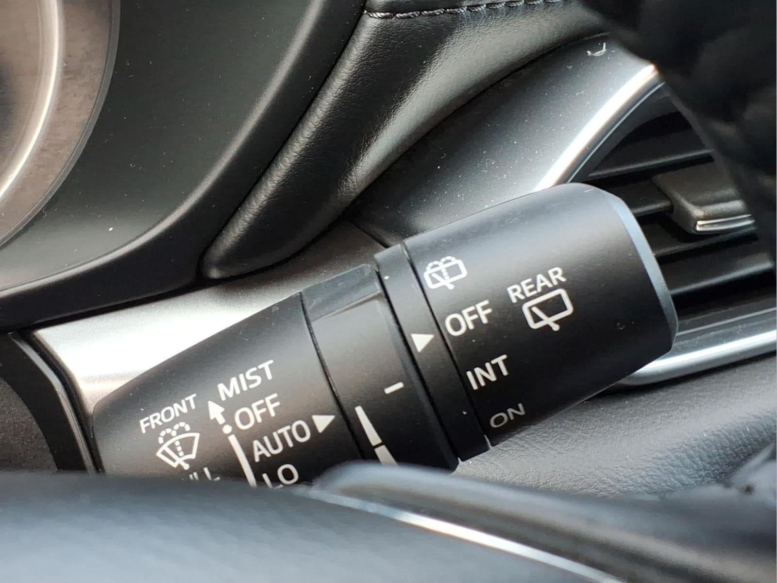 2025 Mazda CX-5 S Preferred package - Photo 26