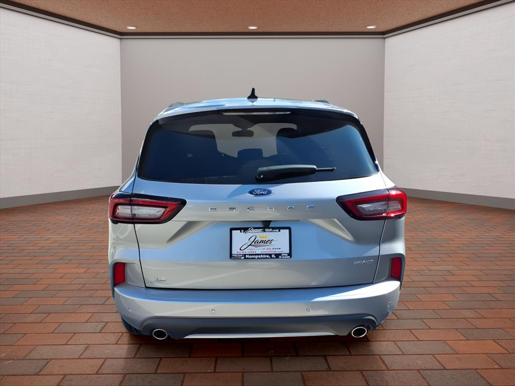 2024 Ford Escape ST-Line photo 4