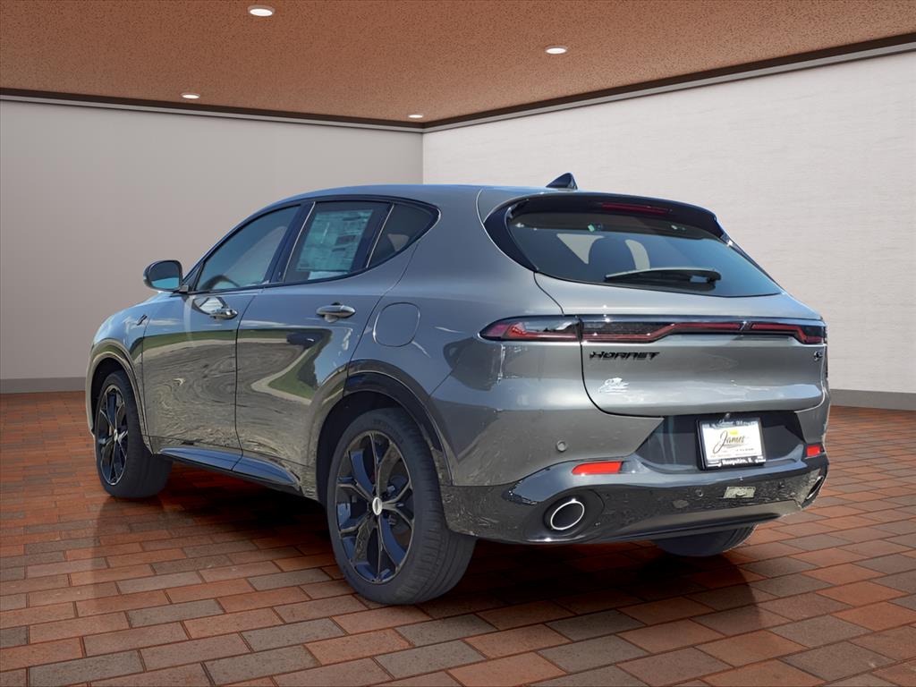 2024 Dodge Hornet R/T Plus photo 3
