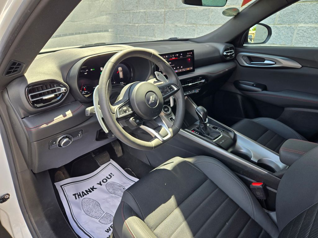 2024 Dodge Hornet R/T - Photo 12