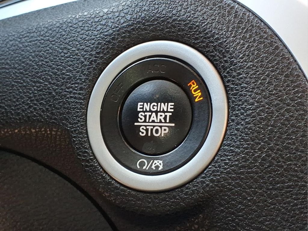 2023 Chrysler 300 Touring - Photo 22