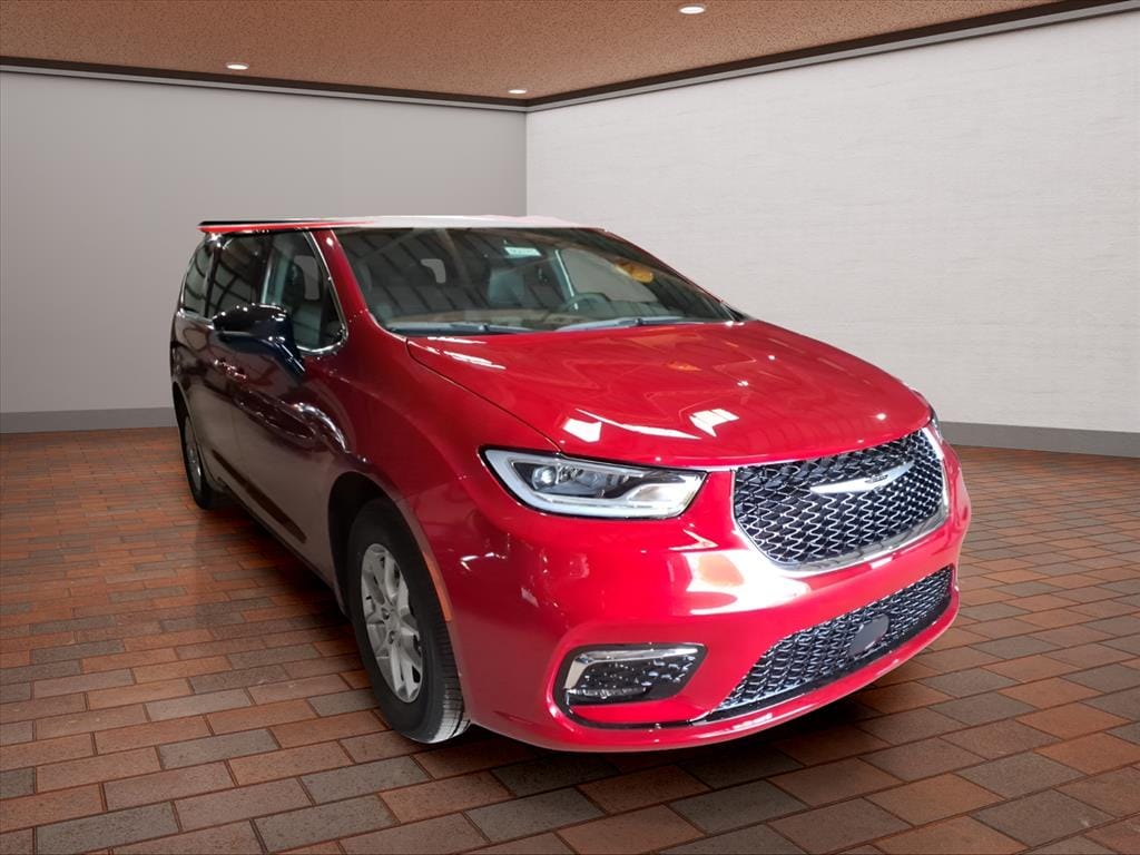 New 2026 Chrysler Pacifica SELECT Passenger Van