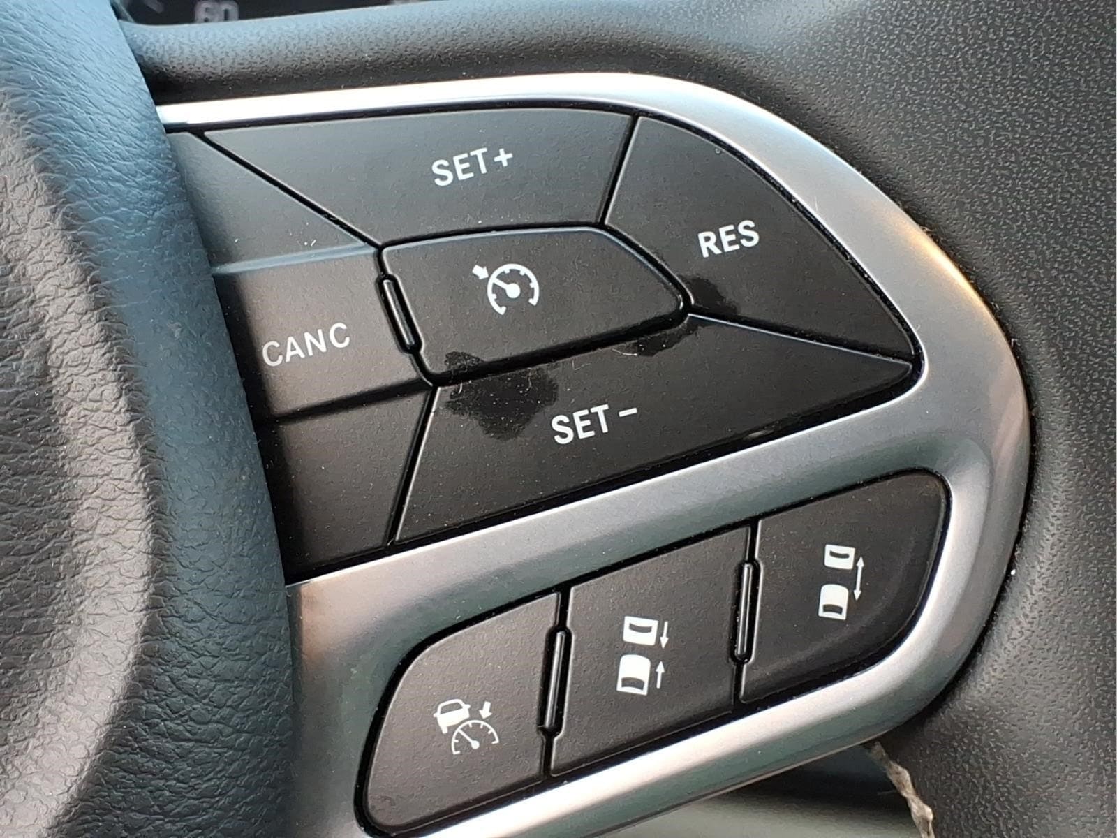 2023 Chrysler Pacifica Touring L - Photo 23