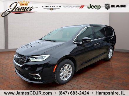 2026 Chrysler Pacifica SELECT Passenger Van