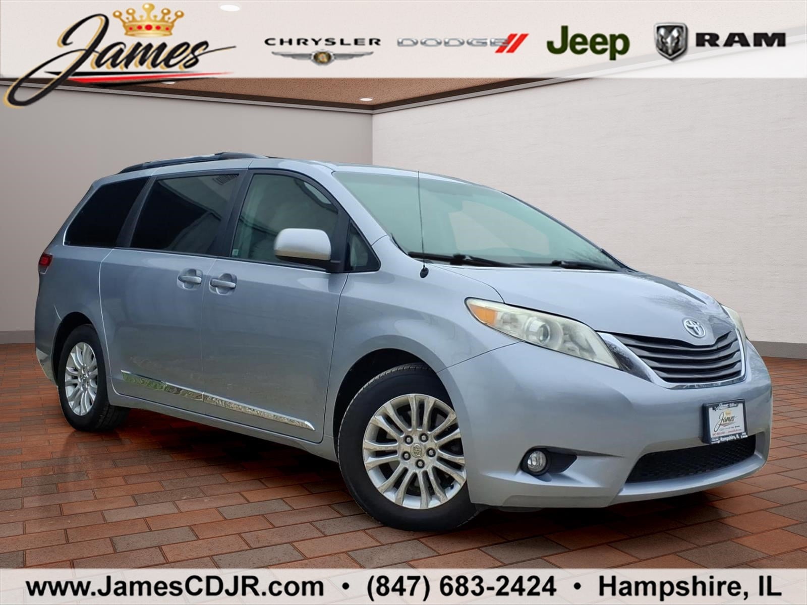 2013 Toyota Sienna XLE