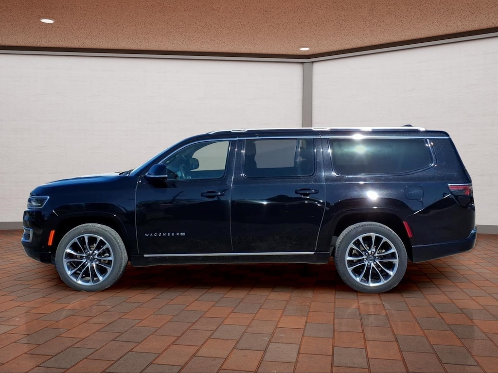 Used 2024 Jeep Wagoneer L Series III SUV