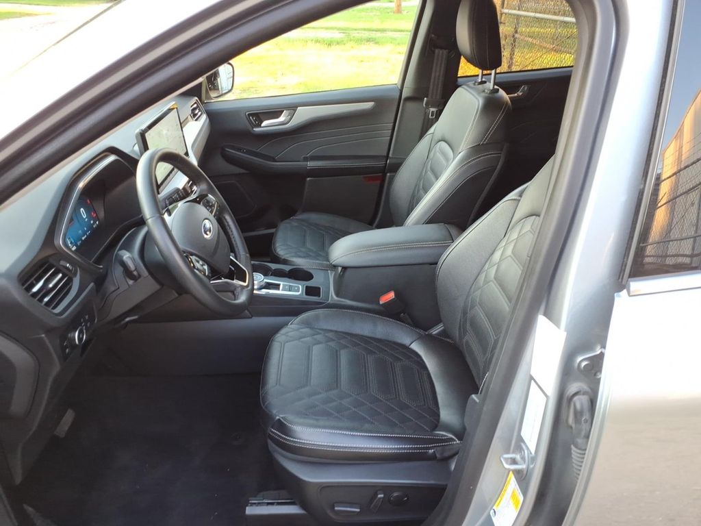 2024 Ford Escape PHEV - Photo 28