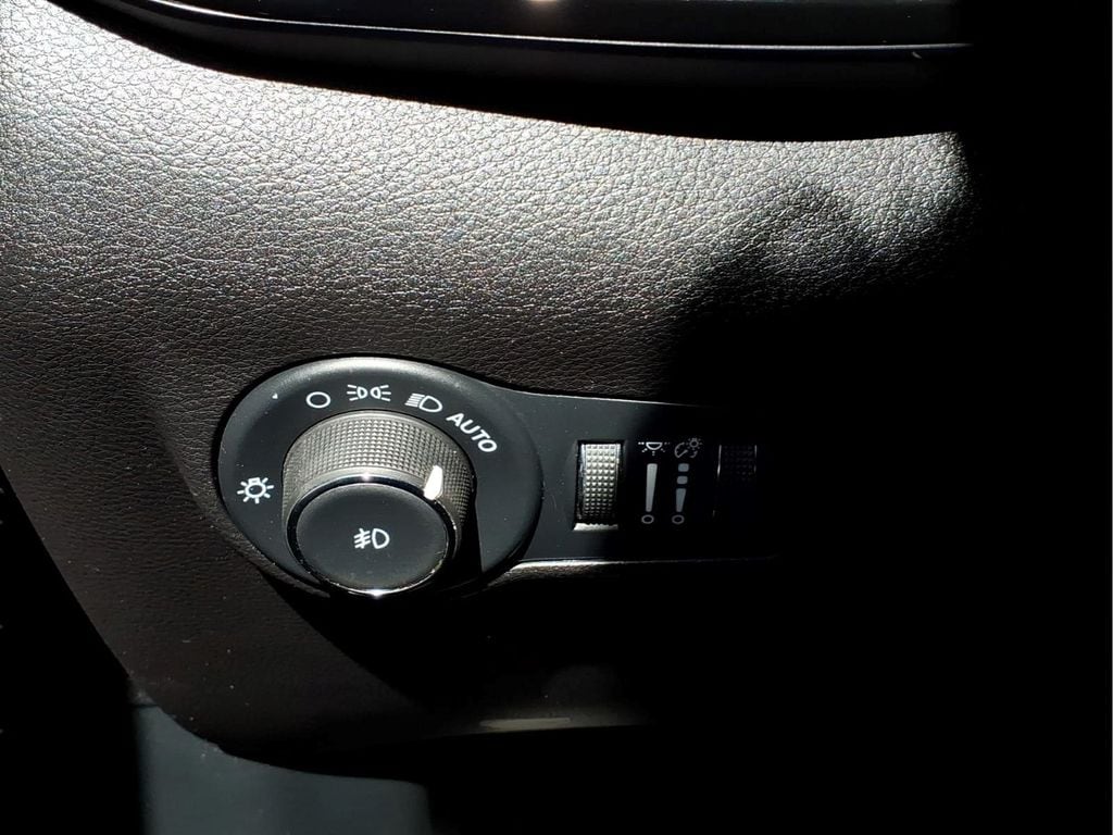 2025 Jeep Compass Trailhawk - Photo 19
