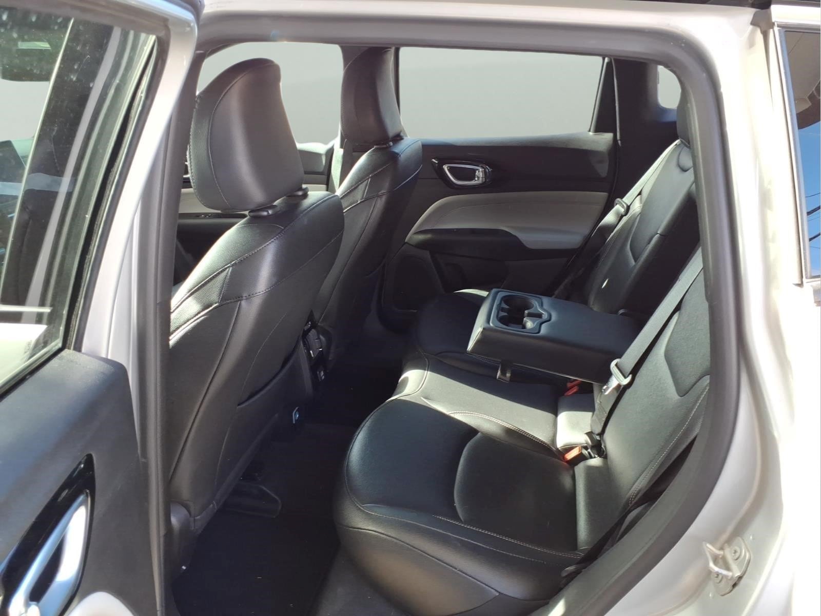 2025 Jeep Compass Limited - Photo 25