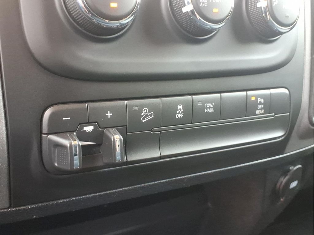 2018 RAM Ram 2500 Pickup Tradesman - Photo 12