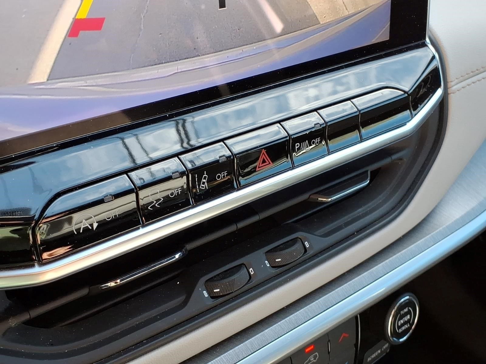 2025 Jeep Compass Limited - Photo 9