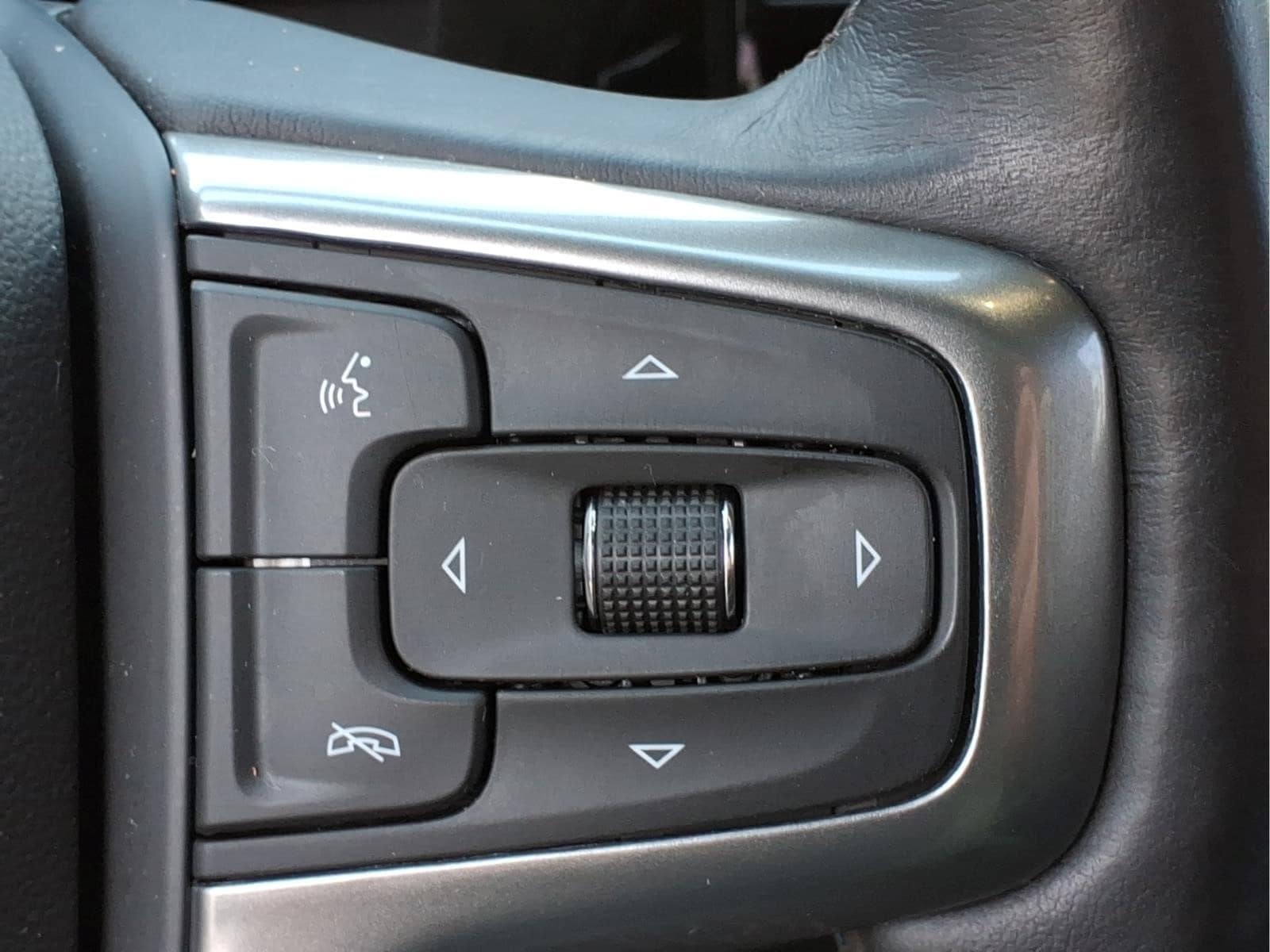 2022 Chevrolet Silverado 1500 LT - Photo 21