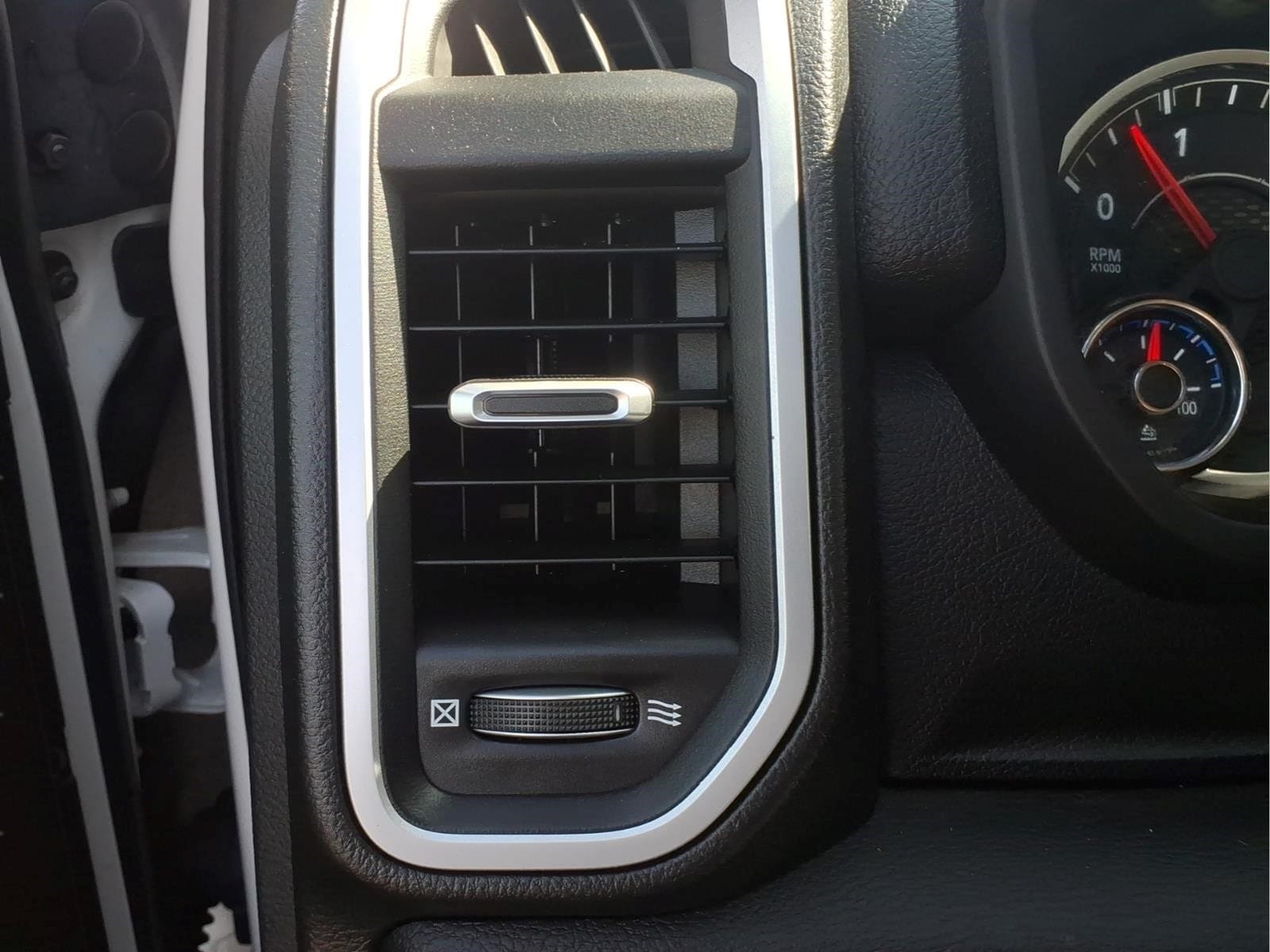 2024 RAM Ram 2500 Pickup Big Horn - Photo 18