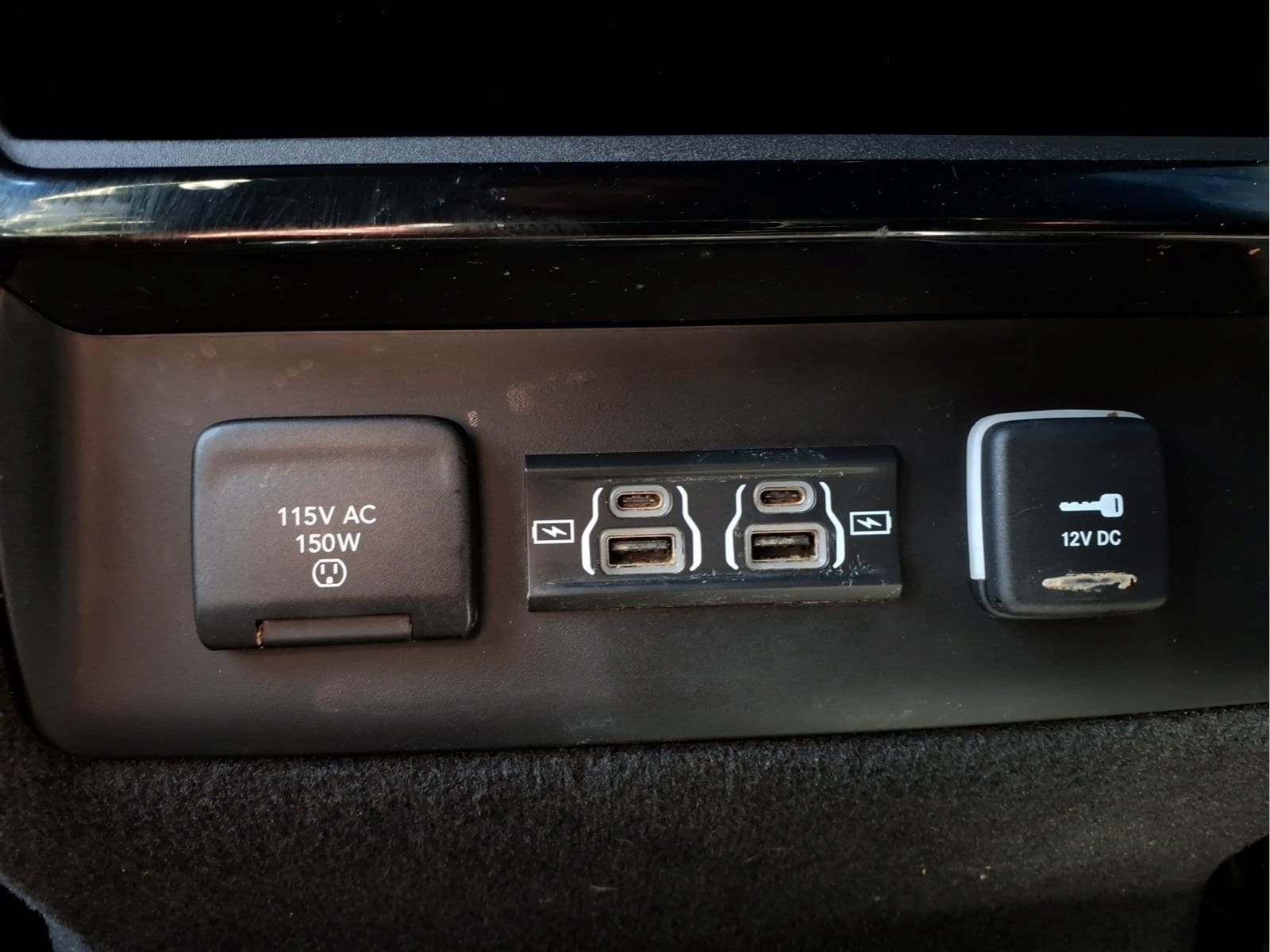 2024 Jeep Wagoneer L Series III - Photo 32