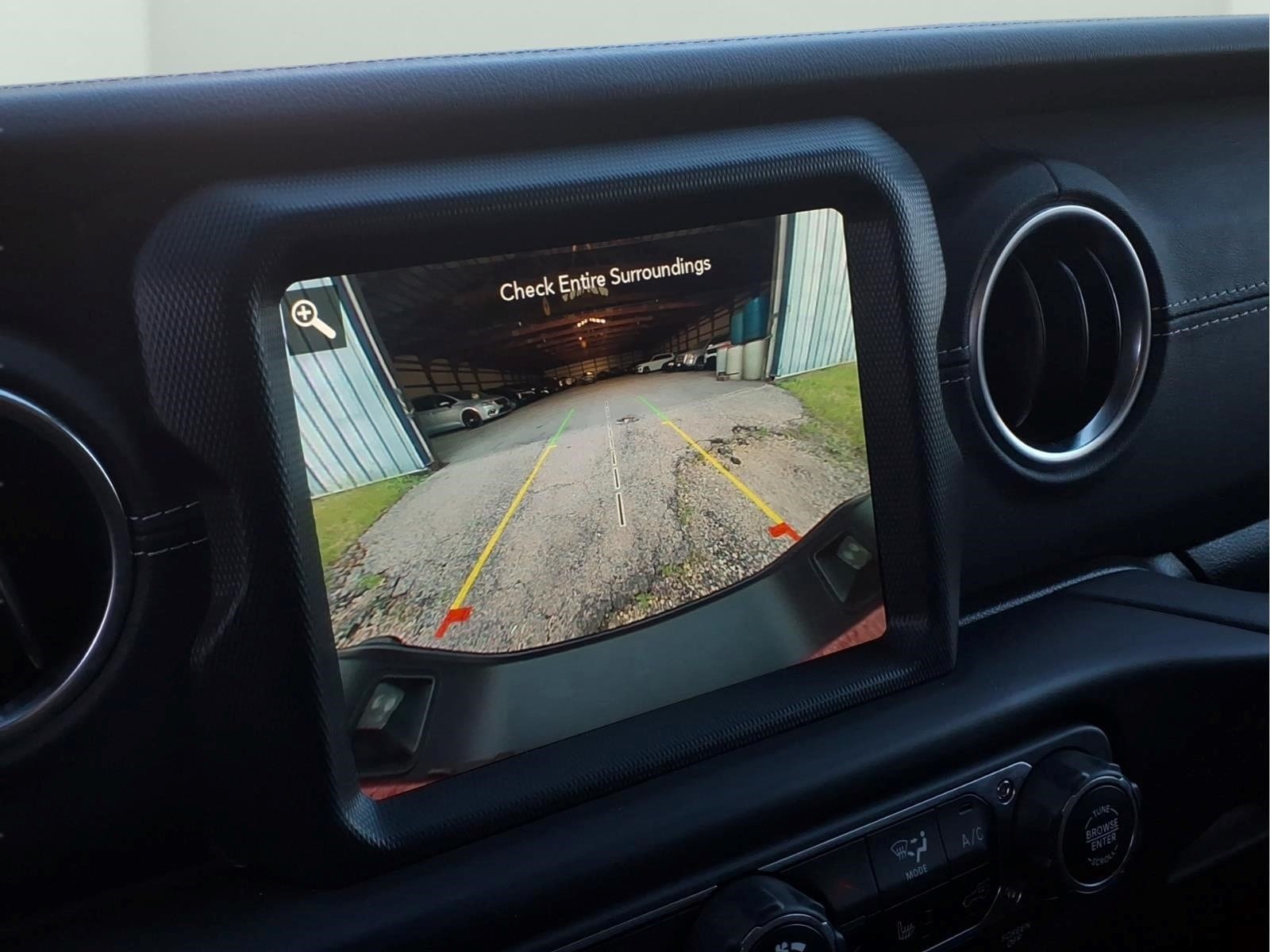 2022 Jeep Gladiator Overland - Photo 10