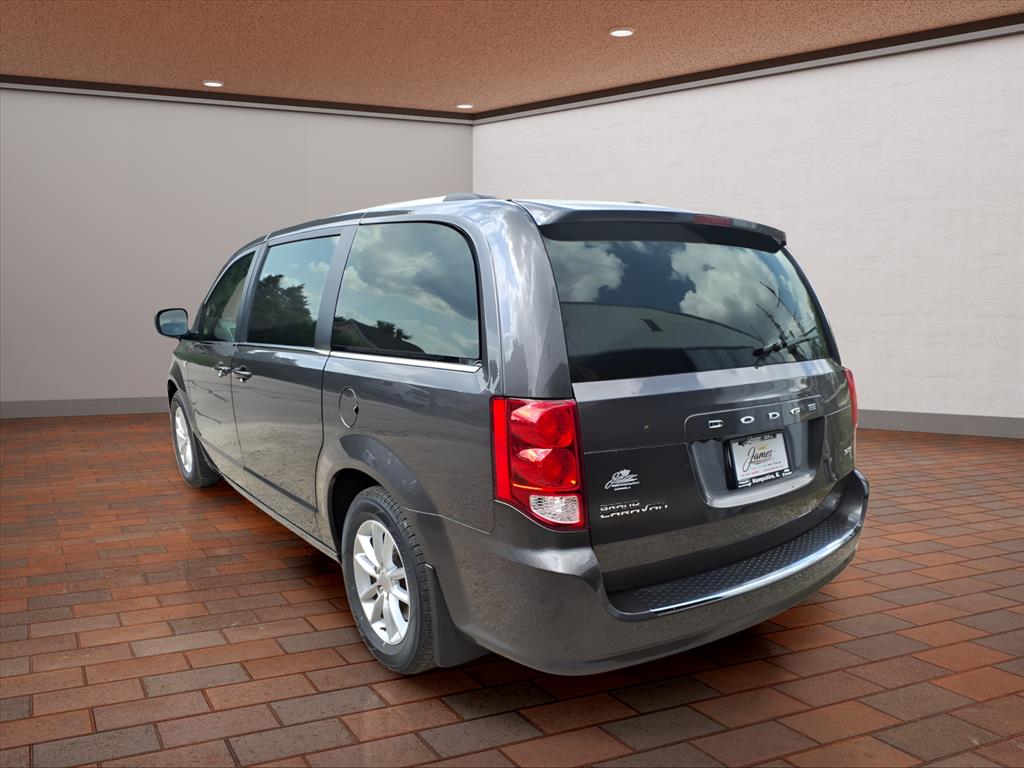 2019 Dodge Grand Caravan SXT photo 3
