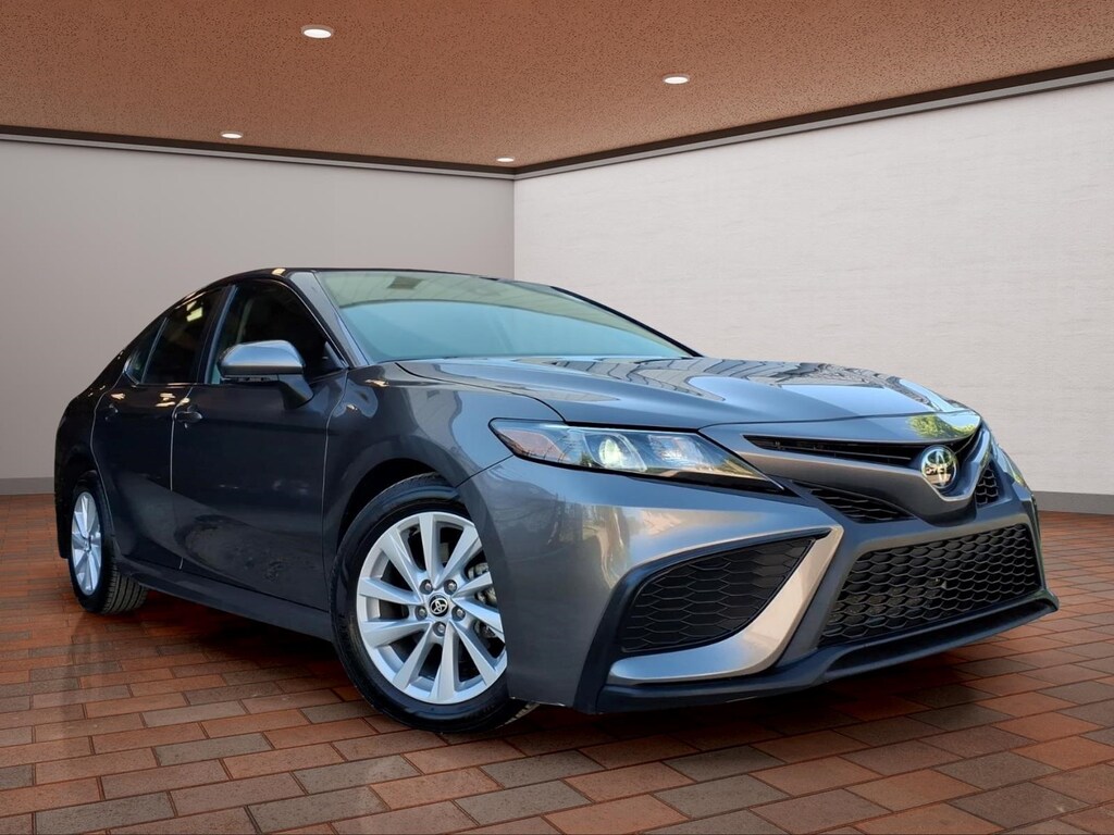 Used 2024 Toyota Camry SE Sedan