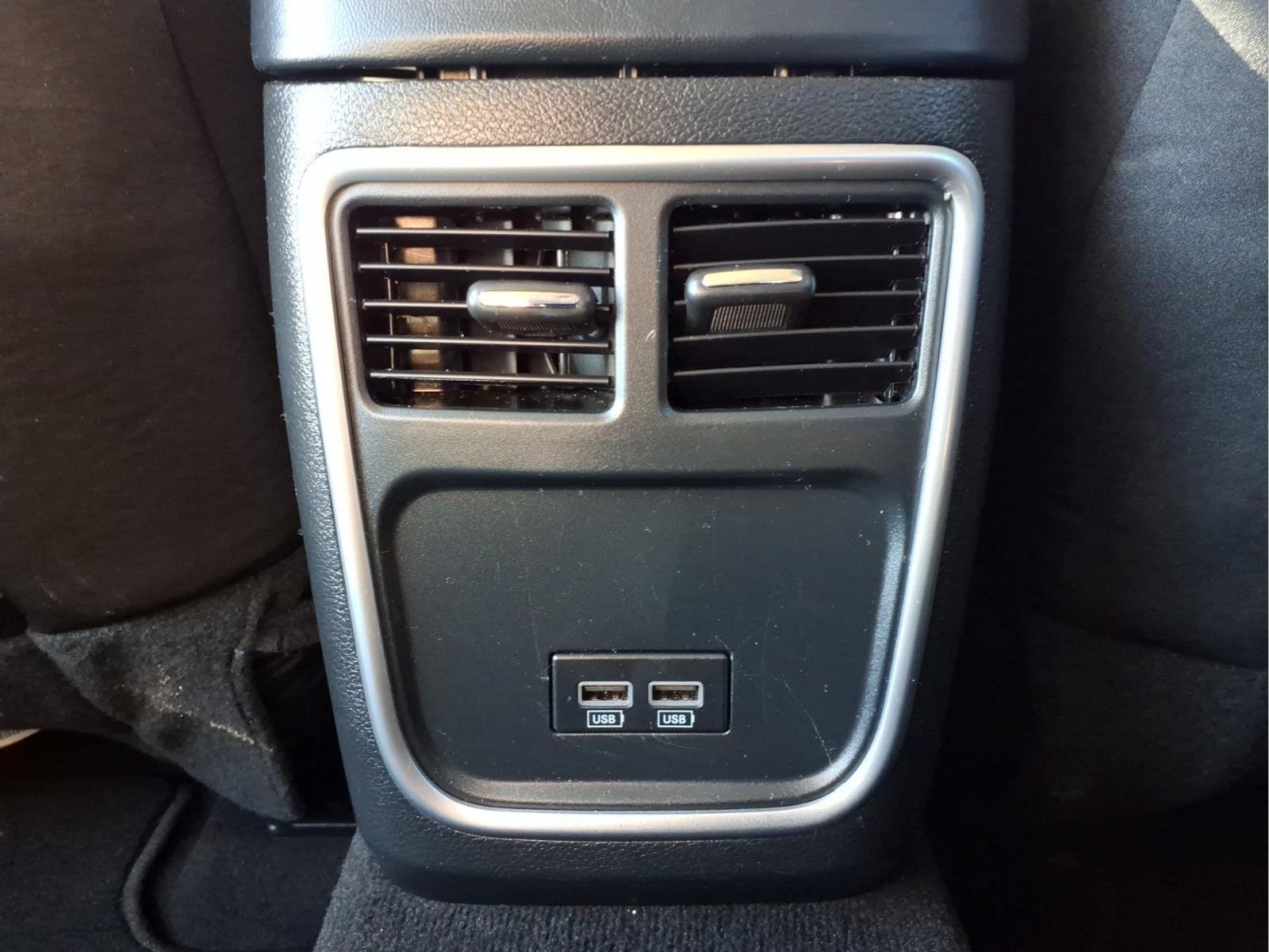 2023 Chrysler 300 Touring - Photo 30