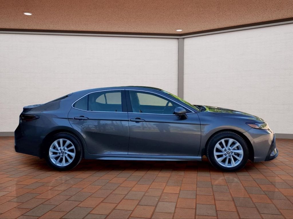 Used 2024 Toyota Camry SE Sedan