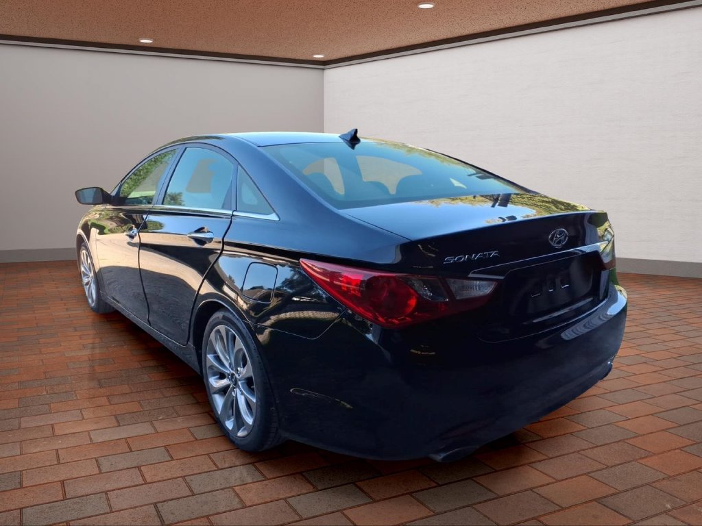 Used 2013 Hyundai Sonata SE Sedan