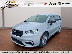 2026 Chrysler Pacifica LIMITED Passenger Van