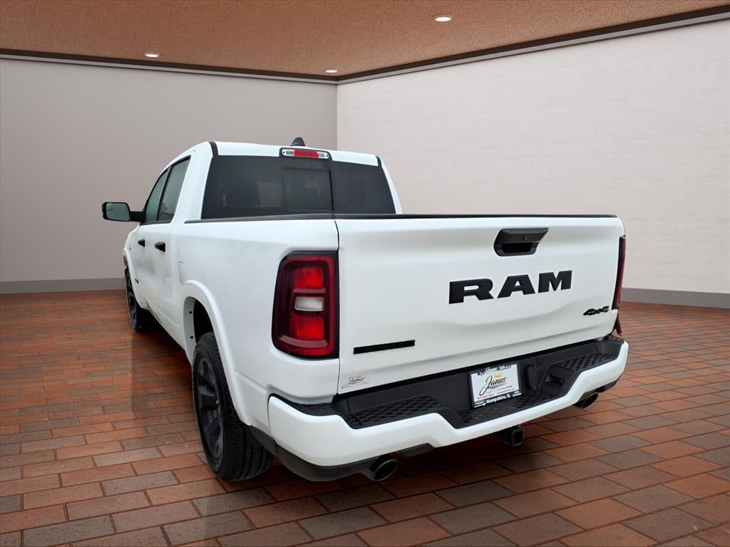 New 2026 Ram 1500 BIG HORN CREW CAB 4X4 5'7 BOX Pickup