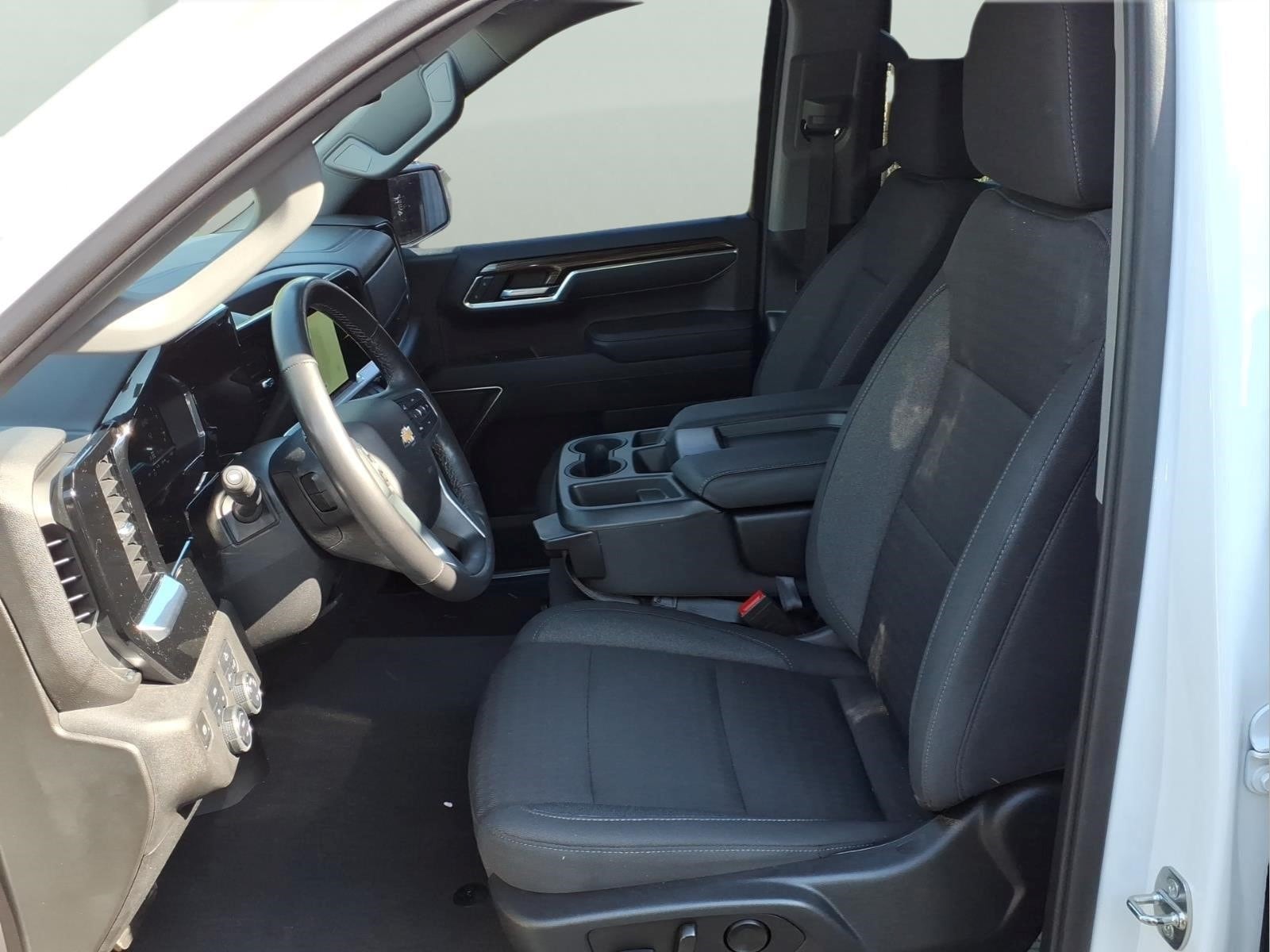 2022 Chevrolet Silverado 1500 LT - Photo 23