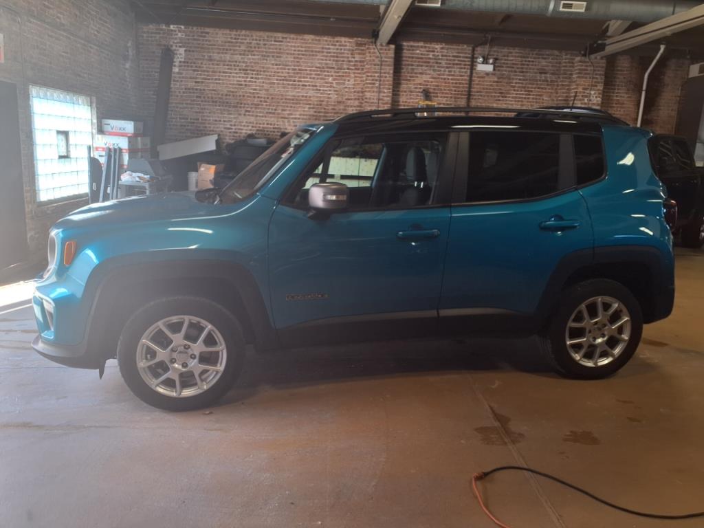 Used 2021 Jeep Renegade Limited with VIN ZACNJDD14MPN35410 for sale in Hampshire, IL