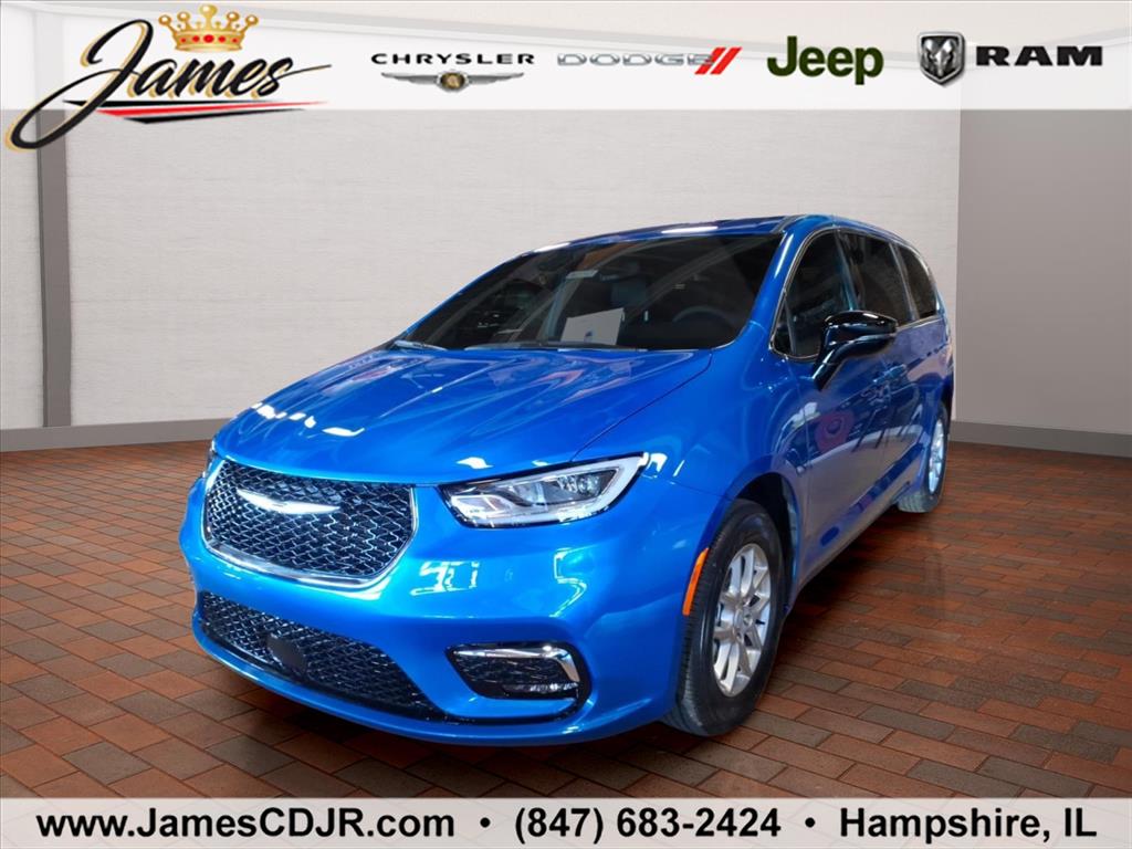 2026 Chrysler Pacifica Passenger Van 