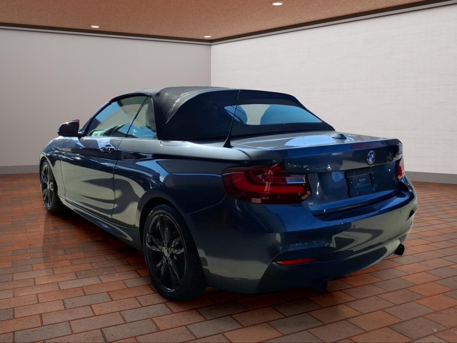 2016 BMW 2 Series M235i - Photo 6