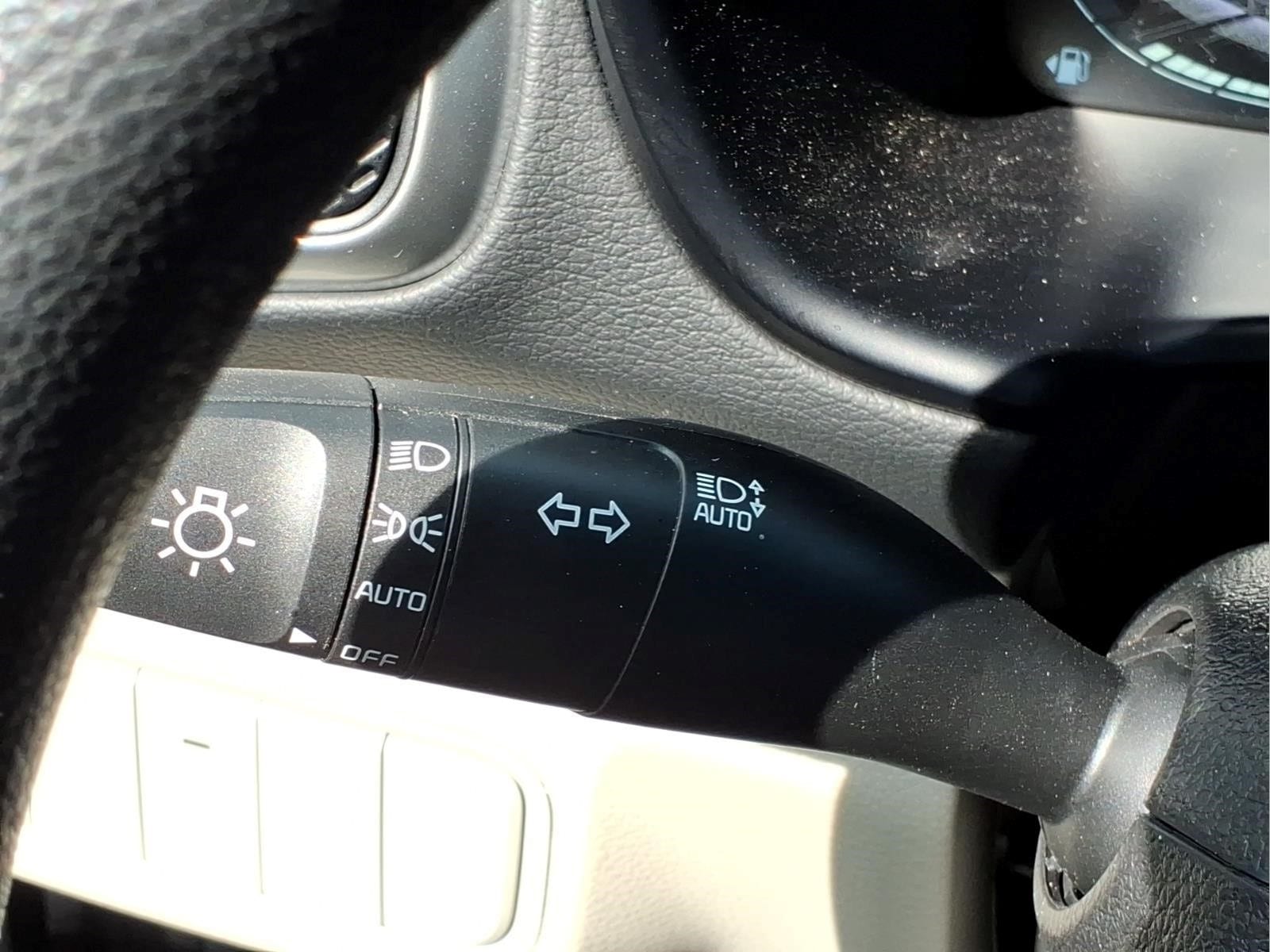 2025 Kia Soul LX - Photo 23