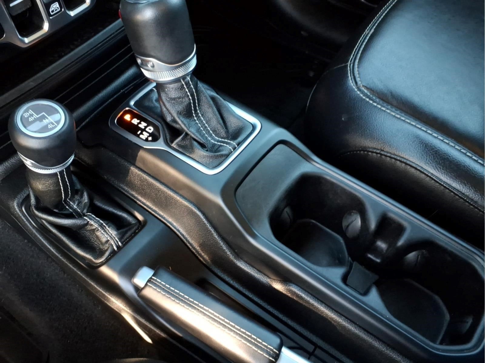 2021 Jeep Wrangler Unlimited Sahara - Photo 19